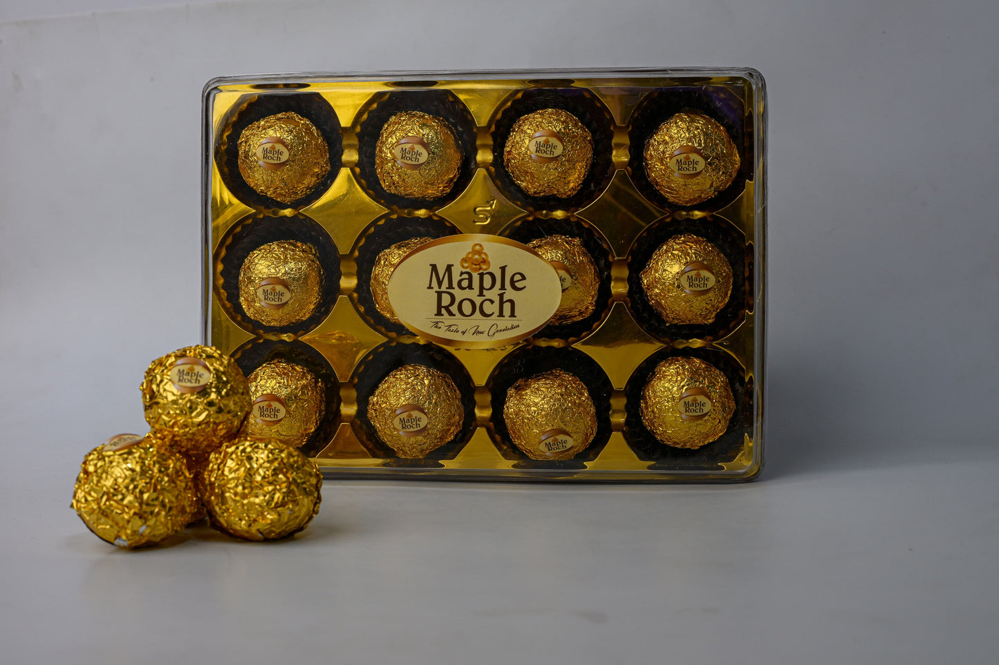 MAPLE ROCH 12 CAVITY RECTANGLE CHOCOLATE 168g